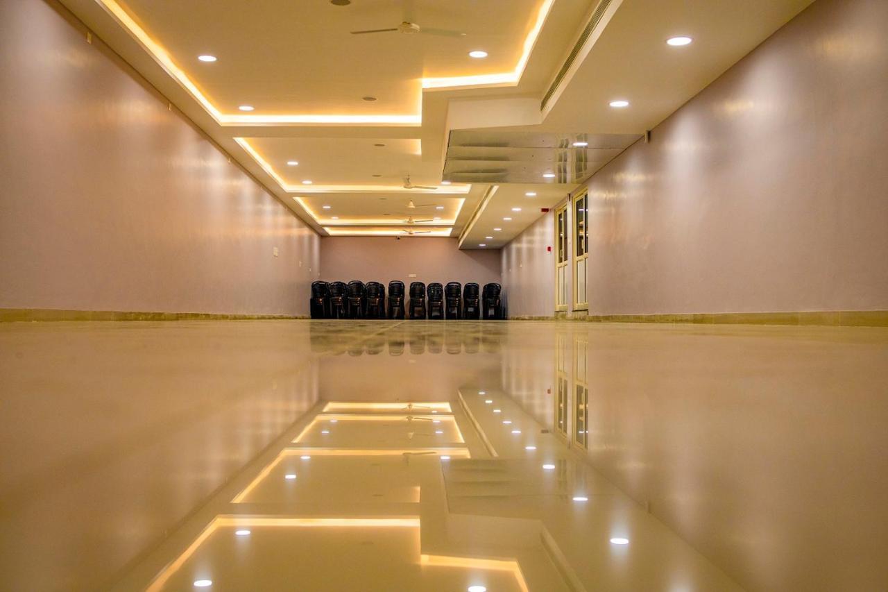 Hotel Kkm International Kuzhittura Exteriér fotografie